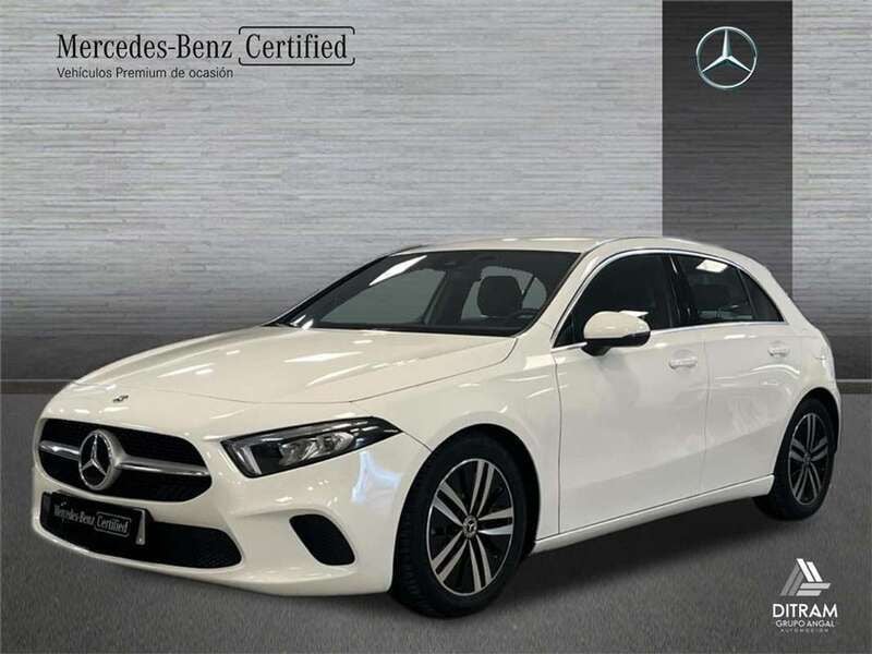 Usado 2023 Mercedes A180 Berlina | 24.434 € (Buen precio) - Imagen 1/4