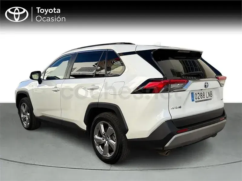 Usado Toyota RAV4 Hybrid Advance 218 CV (160 kW) 2021 Blanco SUV
