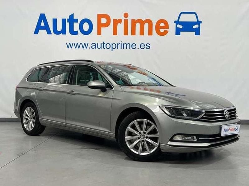Usado VW Passat Advance 150 CV (110 kW) 2016 Gris / plata Familiar