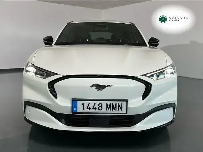 Usado Ford Mustang Mach-E Premium 215 kW (293 CV) 2024 Blanco SUV