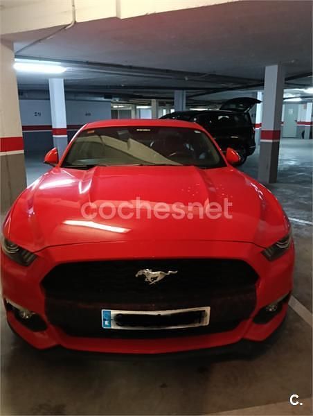 Usado Ford Mustang Fastback 314 CV (230 kW) 2015 Rojo Coupe