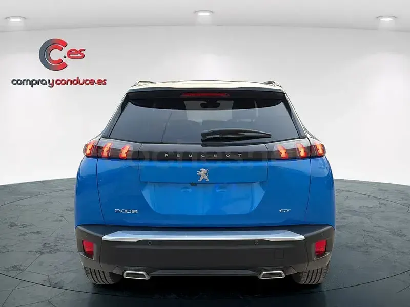 Usado Peugeot 2008 GT 130 CV (95 kW) 2024 Azul SUV
