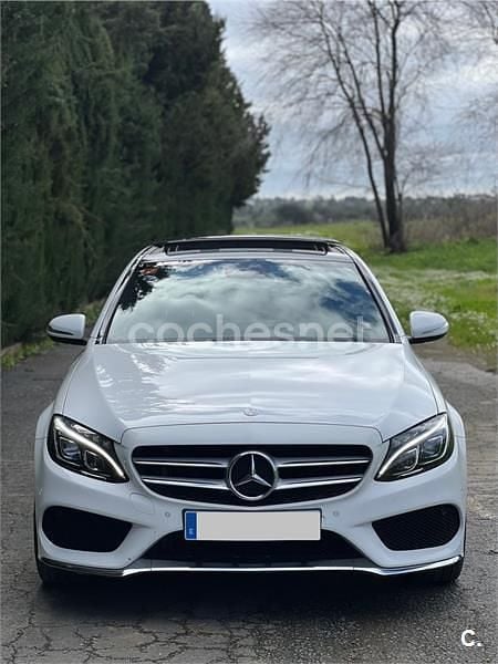Usado Mercedes C220 AMG line 170 CV (125 kW) 2014 Blanco Berlina