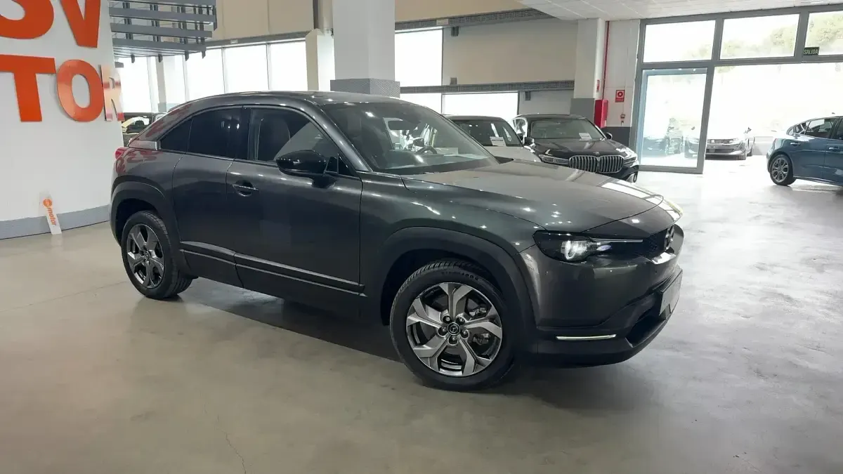 Usado Mazda MX30 Makoto 106 kW (145 CV) 2022 Gris SUV