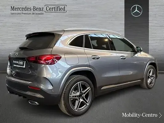 Usado Mercedes GLA200 150 CV (110 kW) 2025 SUV