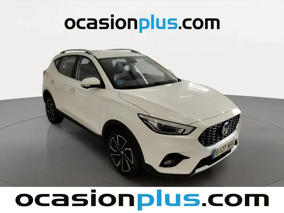 Usado MG ZS Luxury 106 CV (77 kW) 2023 Blanco SUV