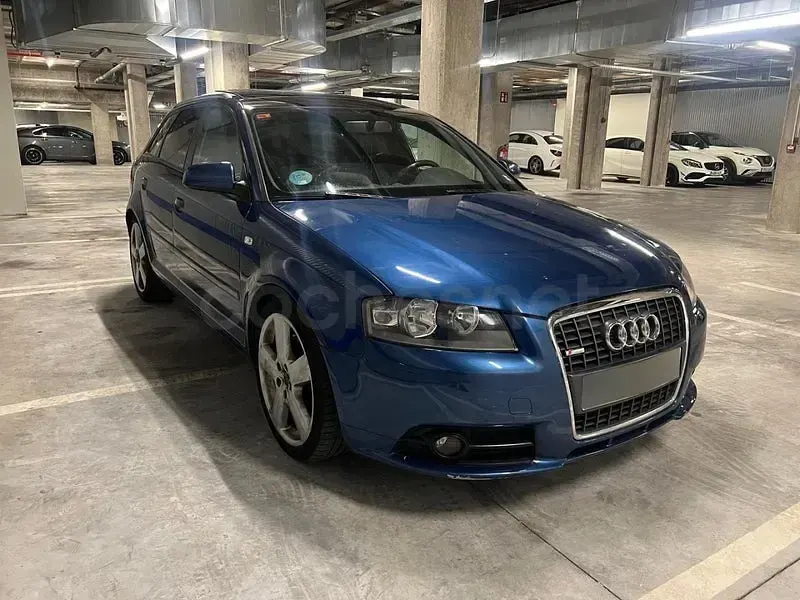 Usado Audi A3 Ambition 200 CV (147 kW) 2006 Azul Utilitario