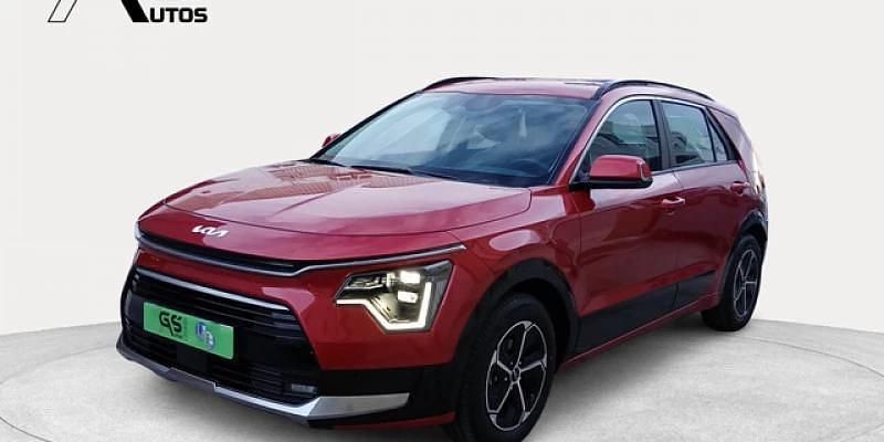 Usado Kia Niro 129 CV (94 kW) 2025 Rojo SUV
