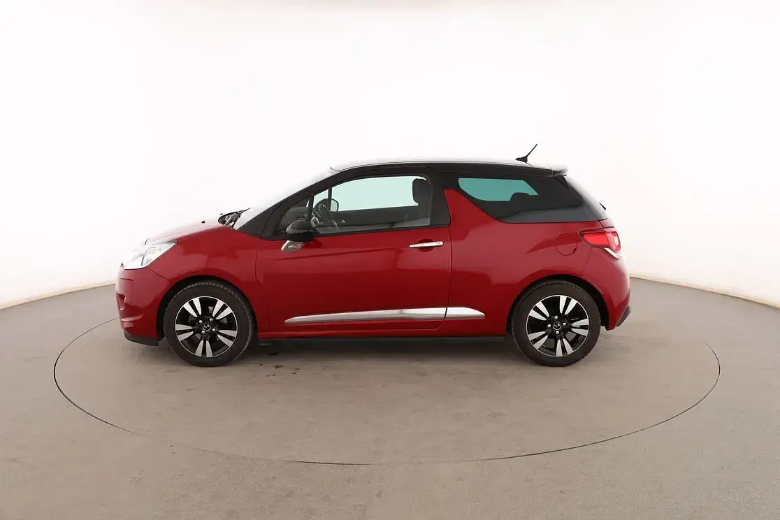 Usado Citroën DS3 75 CV (55 kW) 2015 Rojo Berlina