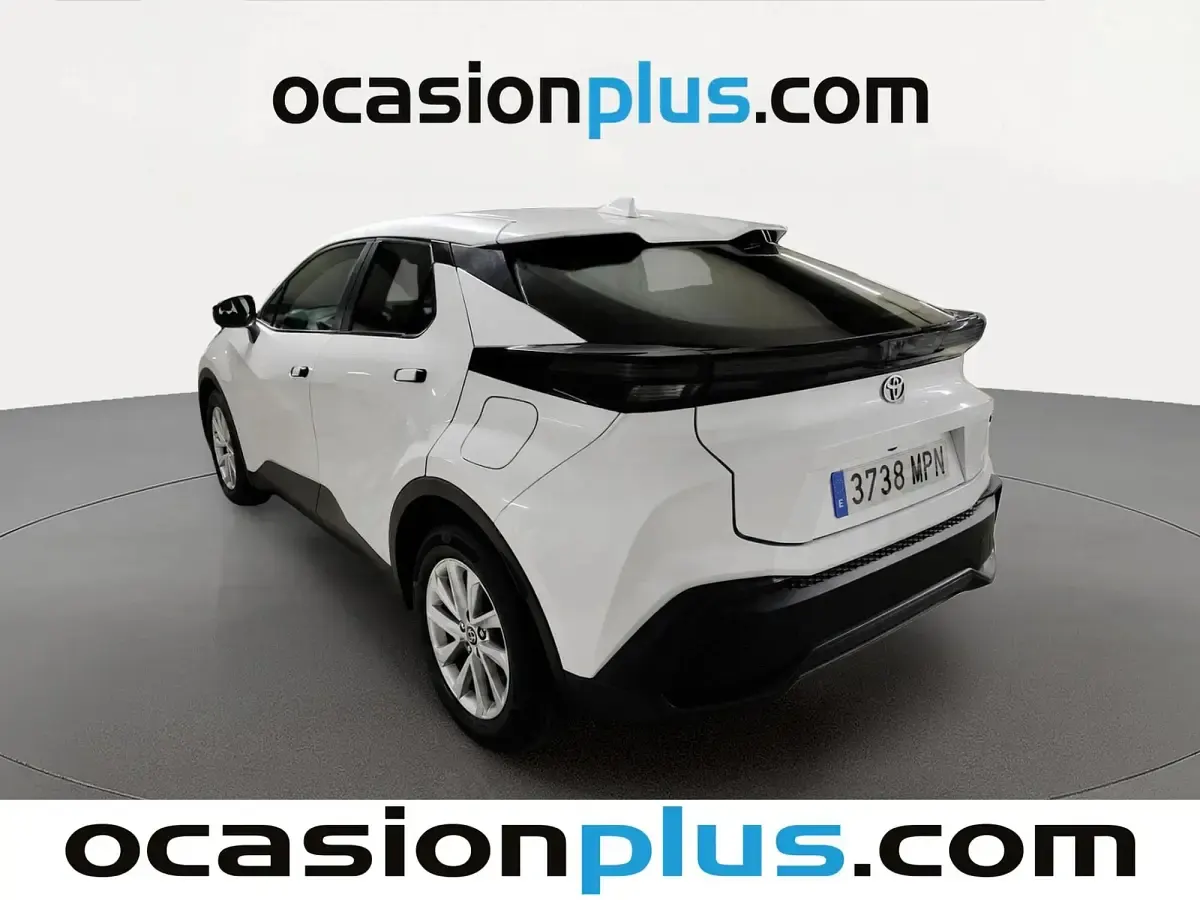 Usado Toyota C-HR Active 140 CV (102 kW) 2024 Blanco SUV