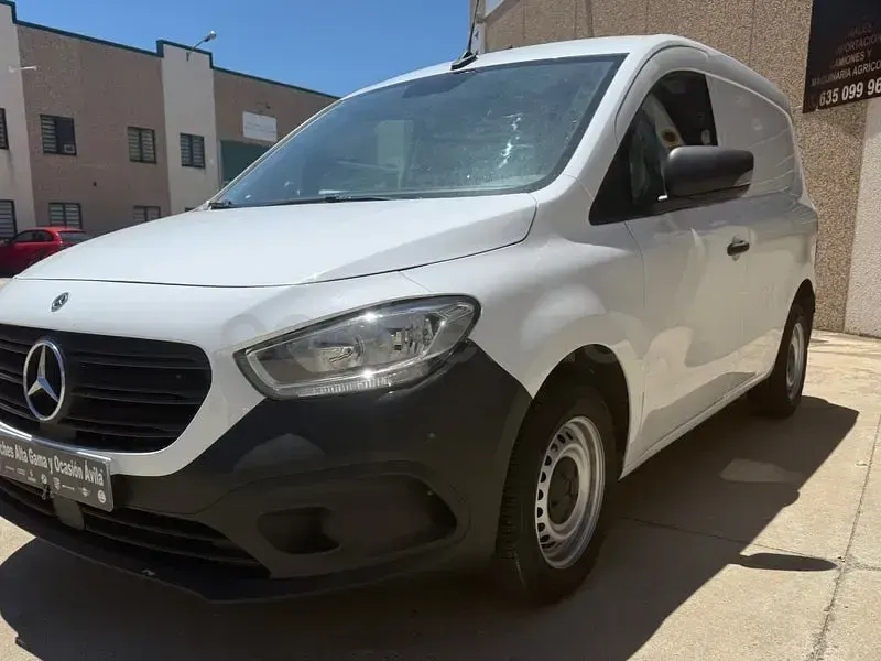 Usado Mercedes Citan 112 116 CV (85 kW) 2022 Blanco Monovolumen