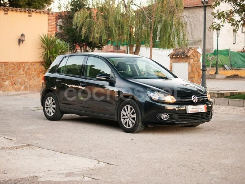Usado VW Golf VI Sport 105 CV (77 kW) 2011 Negro Utilitario