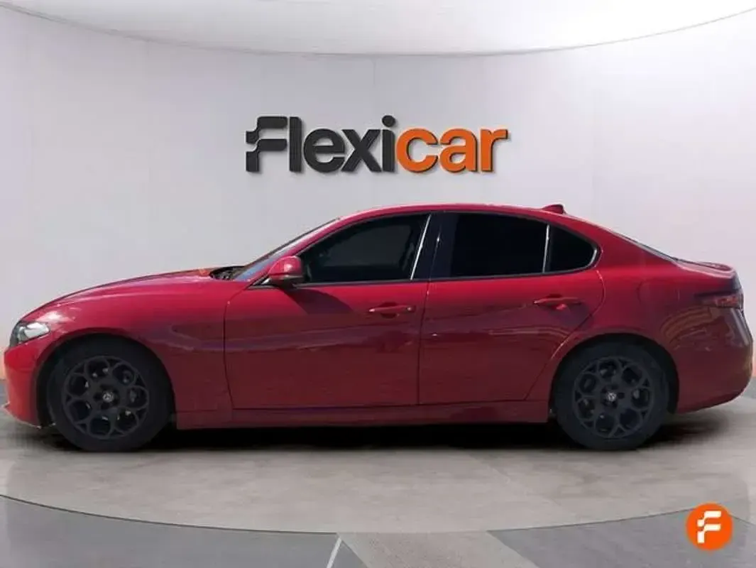 Usado Alfa Romeo Giulia 136 CV (100 kW) 2017 Burdeos Berlina