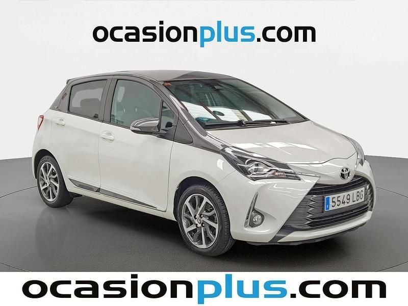 Usado Toyota Yaris 111 CV (81 kW) 2019 Blanco Utilitario