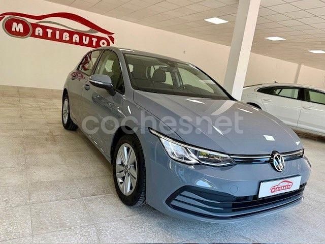 Gris / plata Usado 2022 VW Golf VIII Life Berlina | 20.880 € (Precio justo) - Imagen 1/4