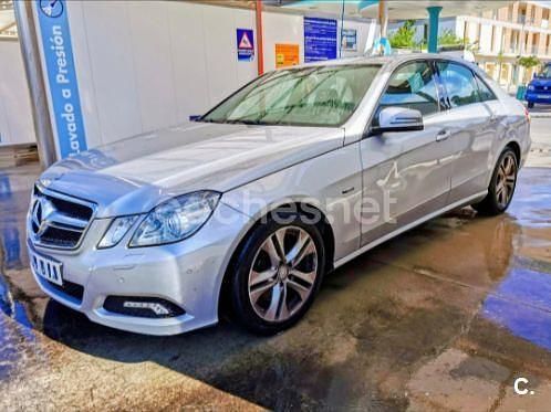 Usado Mercedes E250 204 CV (150 kW) 2009 Gris / plata Berlina