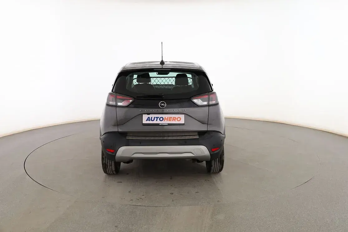 Usado Opel Crossland GS Line 131 CV (96 kW) 2021 Gris SUV