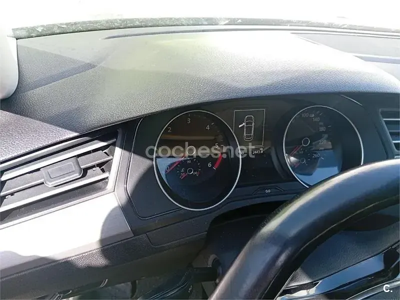 Usado VW Passat Advance 120 CV (88 kW) 2015 Gris / plata Berlina