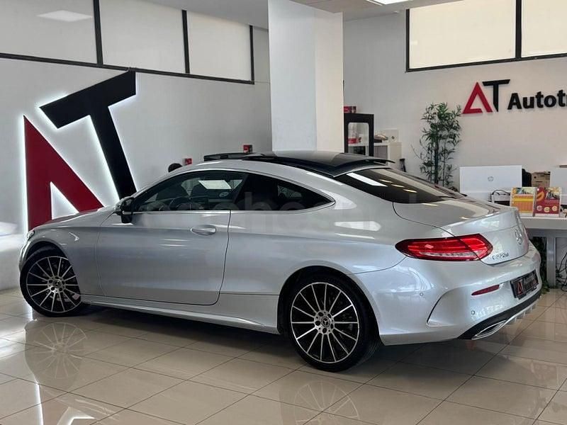 Usado Mercedes C220 194 CV (142 kW) 2019 Gris / plata Coupe