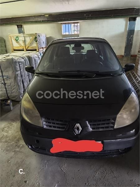 Usado Renault Scénic II Dynamique 120 CV (88 kW) 2004 Negro Monovolumen
