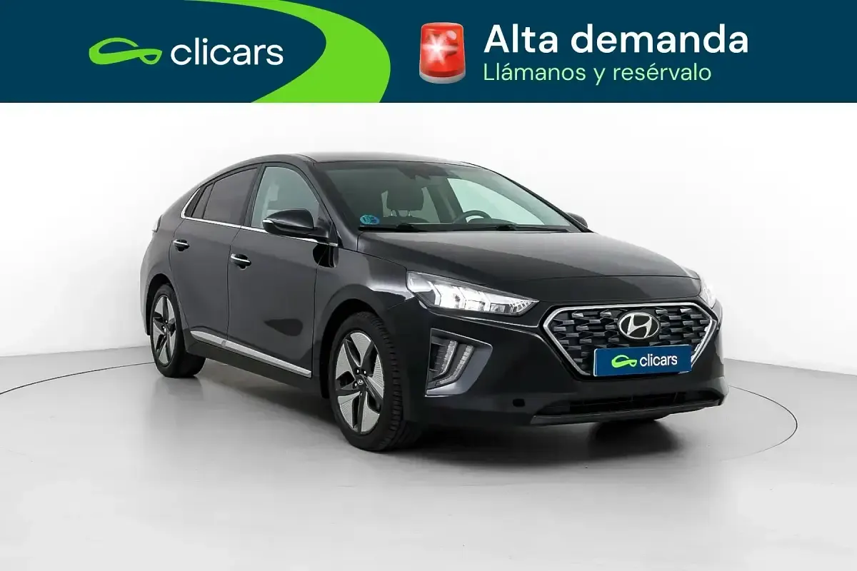 Usado Hyundai Ioniq 141 CV (103 kW) 2022 Negro Utilitario