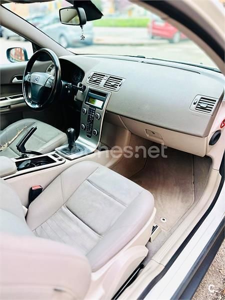 Usado Volvo C30 Summum 109 CV (80 kW) 2007 Blanco Utilitario