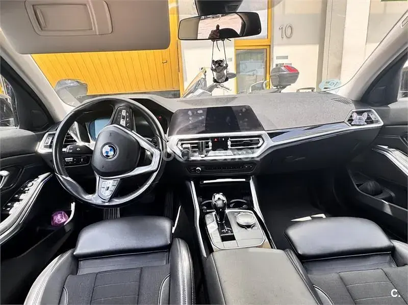 Usado BMW 318 150 CV (110 kW) 2019 Negro Berlina