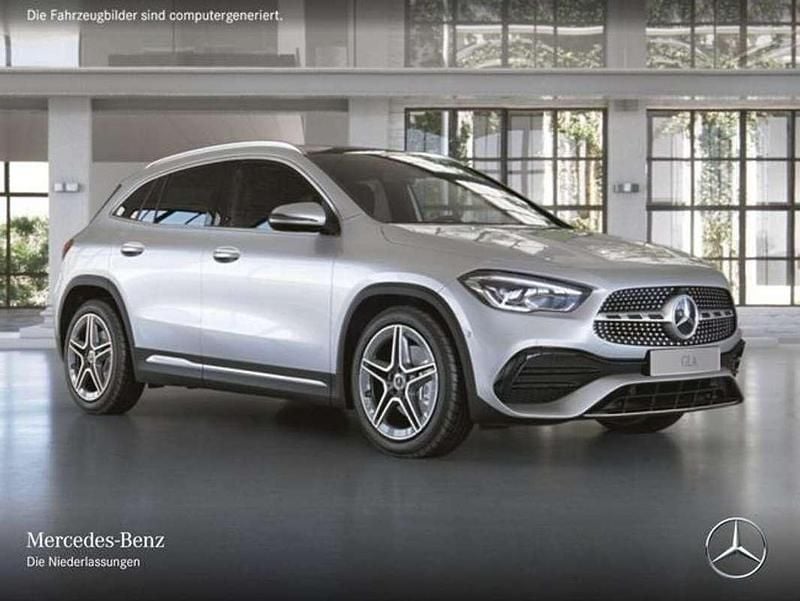 Usado Mercedes GLA250 AMG 224 CV (164 kW) 2022 Plateado SUV