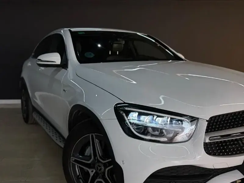 Käytetty Mercedes GLC200 163 HP (119 kW) 2020 Valkoinen Katumaasturi