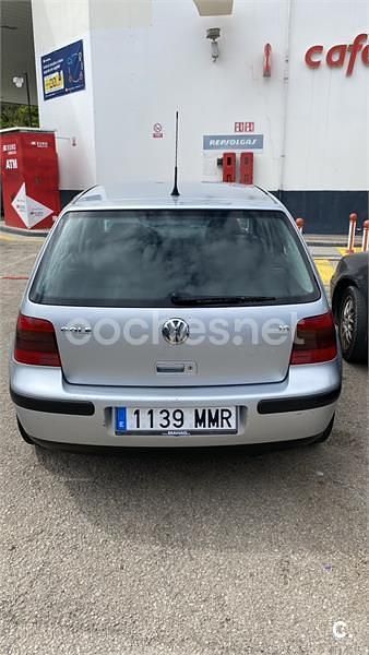 Gris / plata Usado 2002 VW Golf IV Conceptline Berlina | 4000 € (Precio justo) - Imagen 1/1