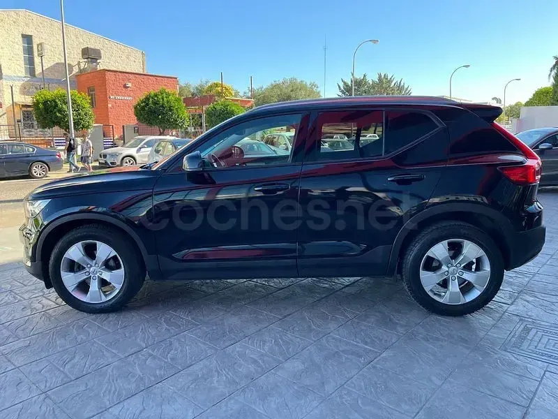 Usado Volvo XC40 129 CV (94 kW) 2022 Negro SUV