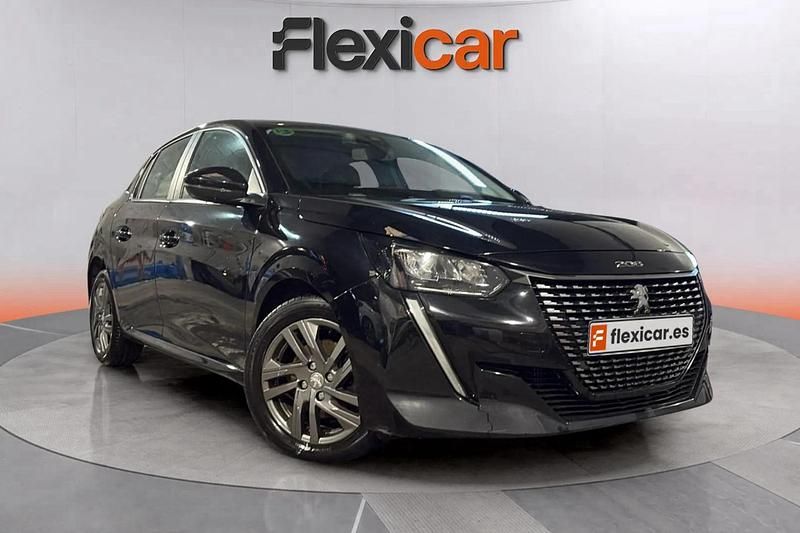 Negro Usado 2021 Peugeot 208 Active Utilitario | 10.790 € (Precio justo) - Imagen 1/4