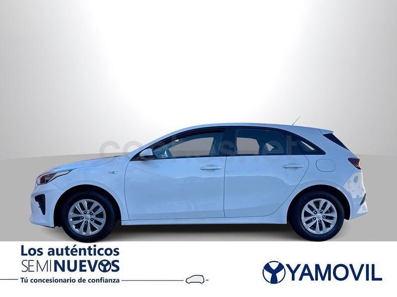 Usado Kia Ceed 100 CV (73 kW) 2018 Blanco Utilitario