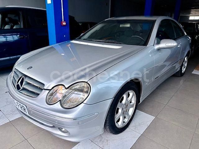 Gris / plata Usado 2005 Mercedes CLK270 Elegance Coupe | 6990 € (Precio justo) - Imagen 1/4