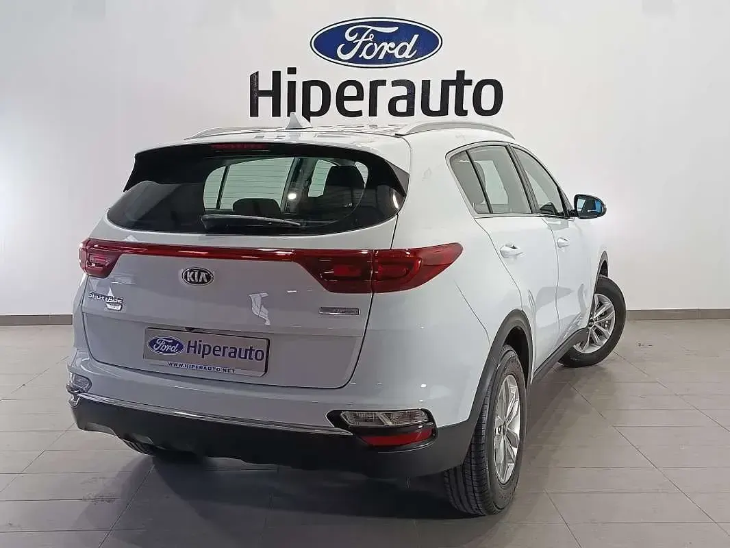 Usado Kia Sportage 136 CV (100 kW) 2019 Blanco SUV
