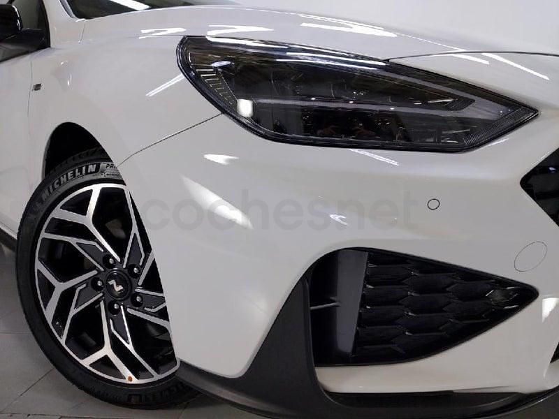 Nuevo Hyundai i30 N Line 100 CV (73 kW) 2025 Blanco Berlina