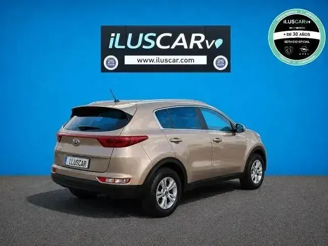 Usado Kia Sportage 136 CV (100 kW) 2016 Amarillo SUV