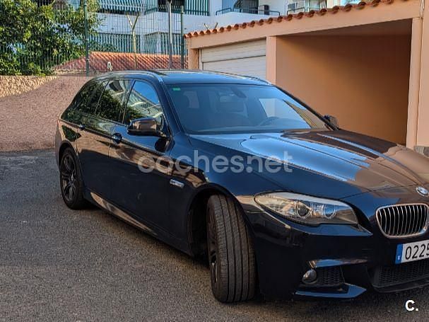 Negro Usado 2012 BMW 525 Comfort Edition Familiar | 18.500 € - Imagen 1/4