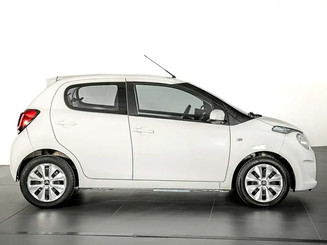Usado Citroën C1 Feel 72 CV (52 kW) 2020 Blanco Utilitario