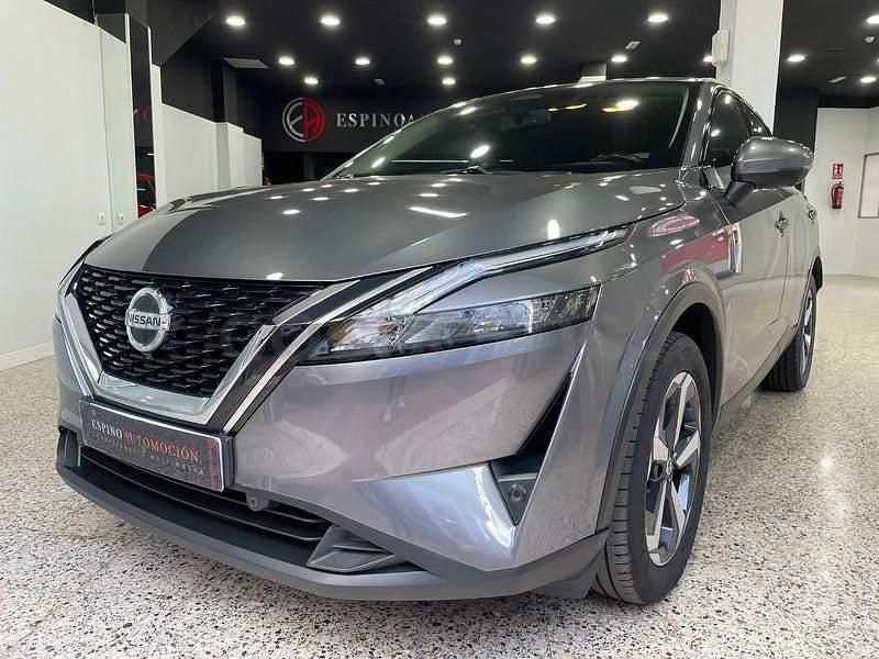 Usado Nissan Qashqai N-Connecta 158 CV (116 kW) 2022 Gris / plata SUV
