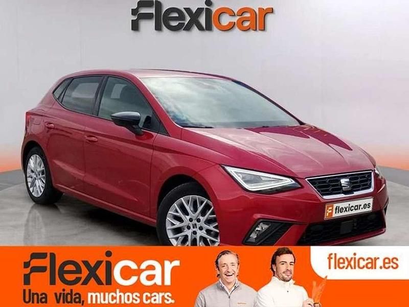 Amarillo Usado 2024 Seat Ibiza FR Berlina | 16.190 € (Precio justo) - Imagen 1/4