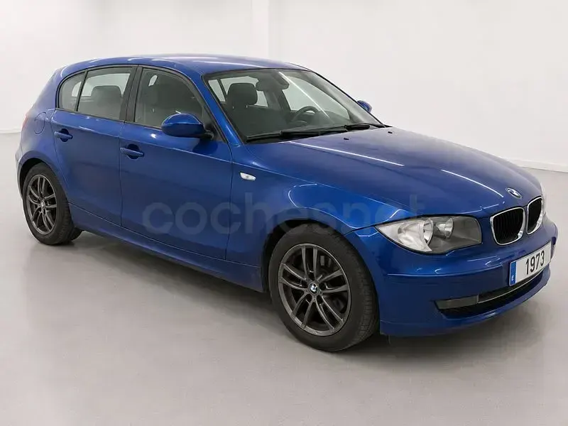 Usado BMW 120 170 CV (125 kW) 2008 Azul Utilitario