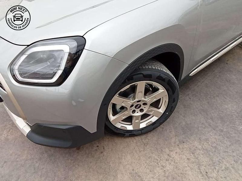 Usado Mini One D Countryman Essential 163 CV (119 kW) 2025 Plateado SUV