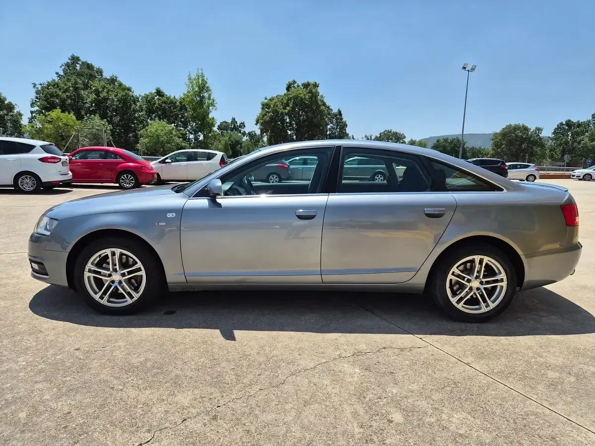 Usado Audi A6 140 CV (102 kW) 2007 Berlina