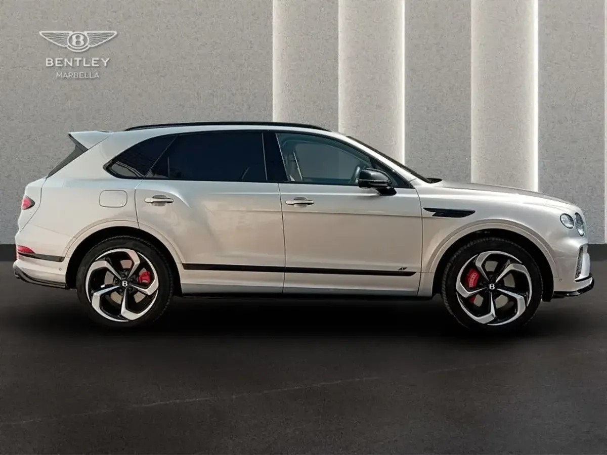 Usado Bentley Continental GT 550 CV (404 kW) 2024 Plata metalizado