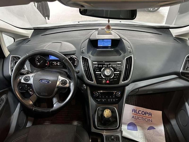 Usado Ford Grand C-Max Trend 125 CV (91 kW) 2015 Monovolumen