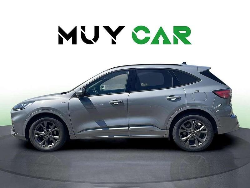 Usado Ford Kuga ST-Line 120 CV (88 kW) 2022 Plateado SUV