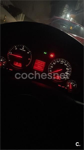 Usado Audi A4 163 CV (119 kW) 2002 Negro Berlina