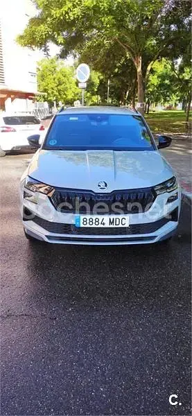 Usado Skoda Karoq SportLine 150 CV (110 kW) 2022 Gris / plata SUV