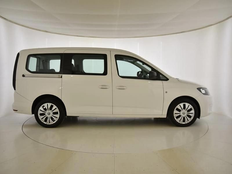 Usado VW Caddy Maxi 150 CV (110 kW) 2025 Blanco Monovolumen
